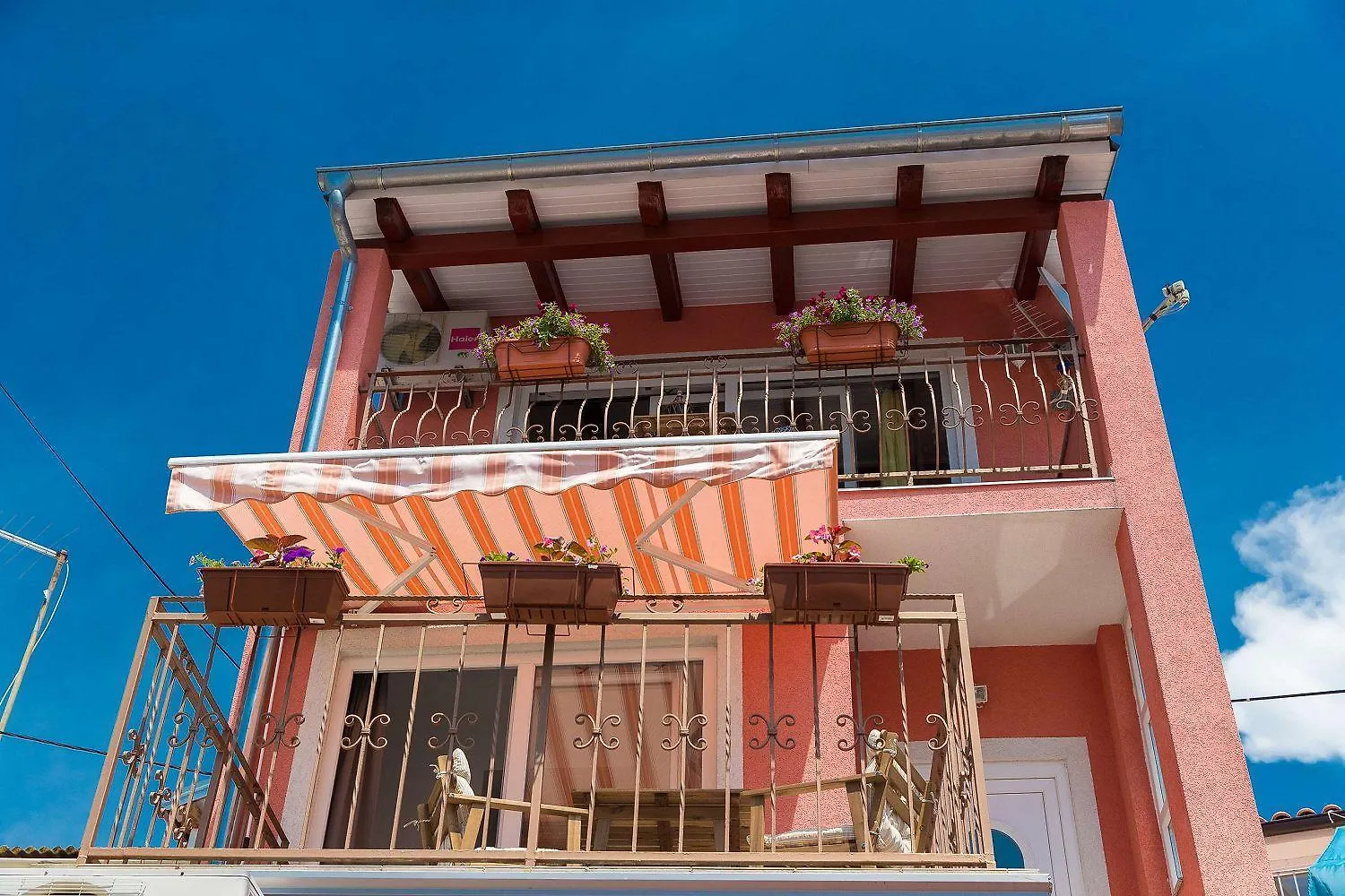 Charmantes Apartment Nur 300 Meter Zum Strand Mit Meerblick, Waschmaschine, Wifi Crikvenica Croatia